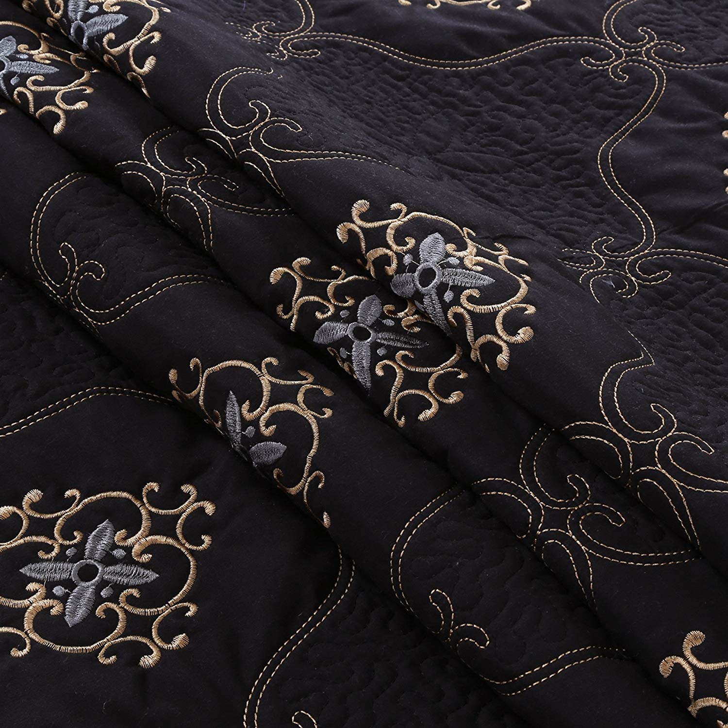 3 Piece Luxury Embroidered Quilt Set Oversized Bedspread