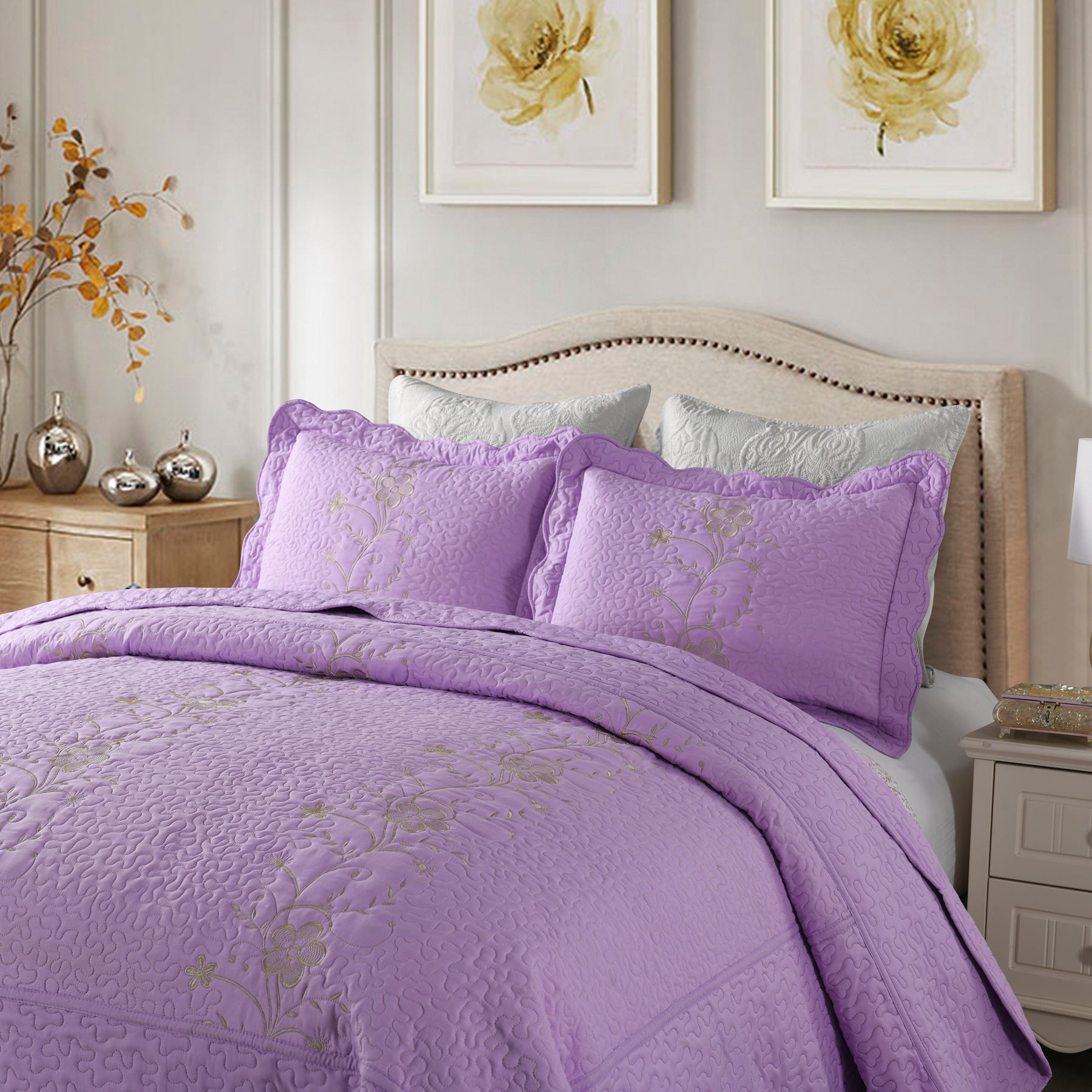 3 Piece Embroidered Quilt Set, Lightweight Bedspread Lapaz
