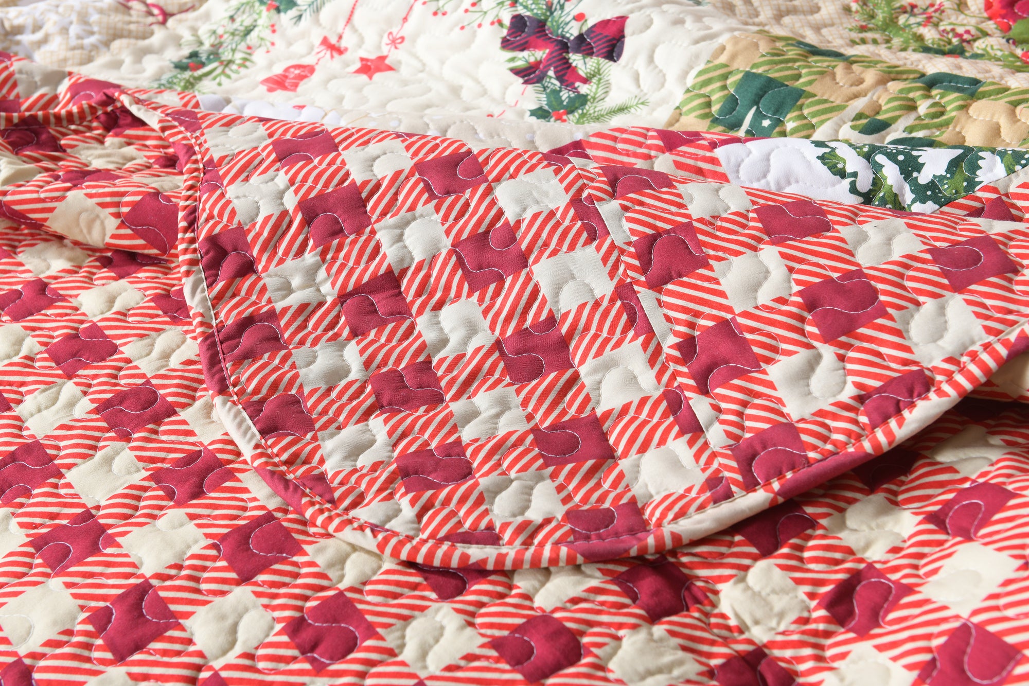 3 Piece Christmas Patchwork Quilt Set Reversible Snowman Deer Holiday Bedspread B009