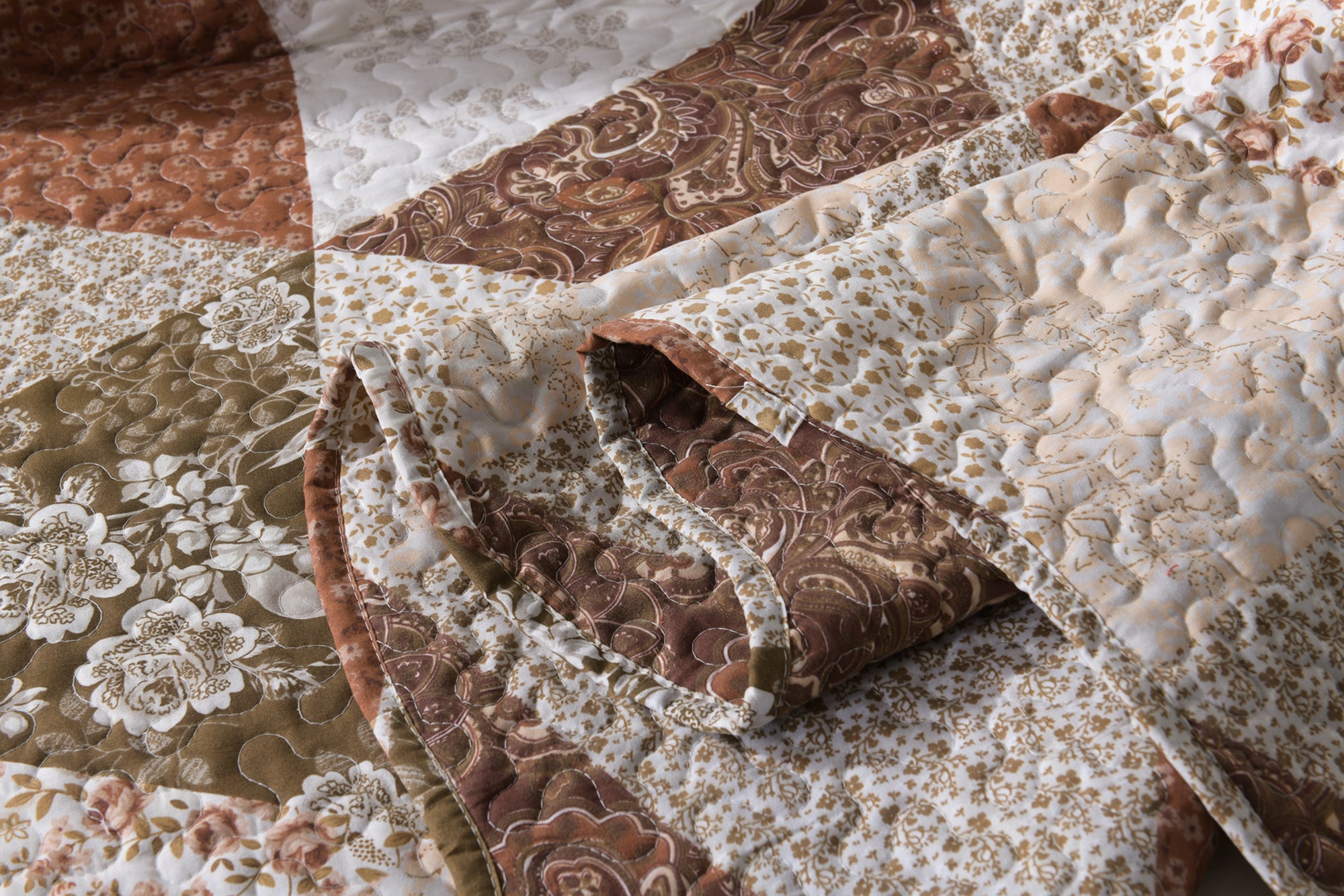 3 Piece Printed Quilt Set Lightweight Bedspread Set B74
